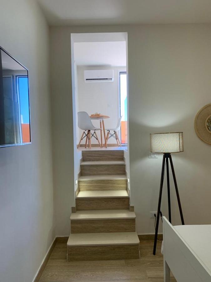 Donna Luisa-Catania Charming Apartment Ngoại thất bức ảnh