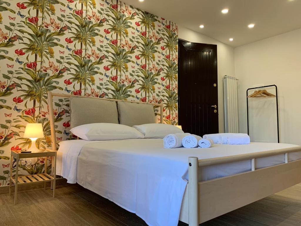 Donna Luisa-Catania Charming Apartment Ngoại thất bức ảnh